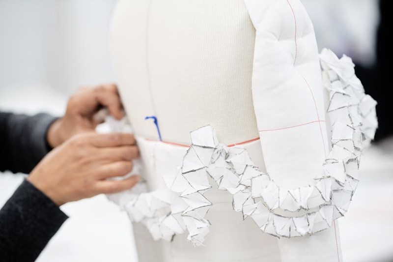 _CHANEL_Haute_Couture_Atelier_