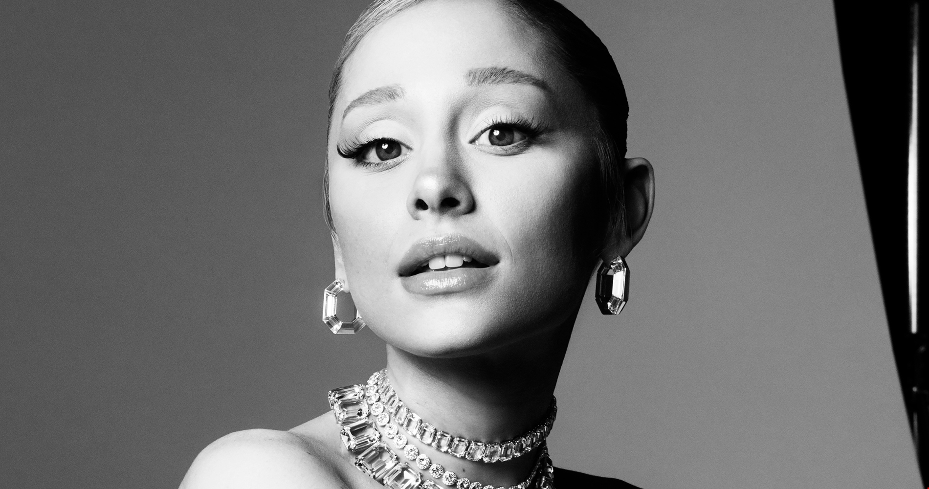 Η απάντηση της Ariana Grande για τις πλαστικές επεμβάσεις που της χρεώνουν - εικόνα 1