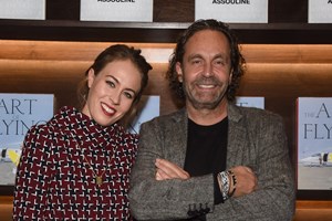 Nina Flohr | Έτοιμη να καμαρώσει τον Φίλιππο Ντε Γκρες στον ελληνικό στρατό; - εικόνα 3