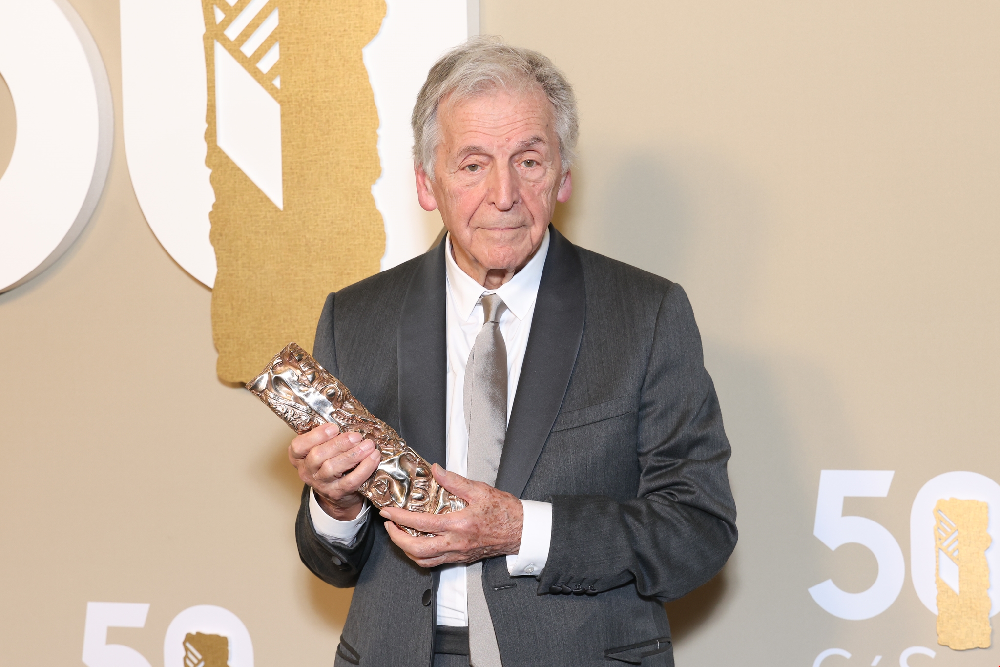 Ο Κώστας Γαβράς αναλαμβάνει τον ρόλο του επίτιμου προέδρου της Ταινιοθήκης της Ελλάδος - εικόνα 1