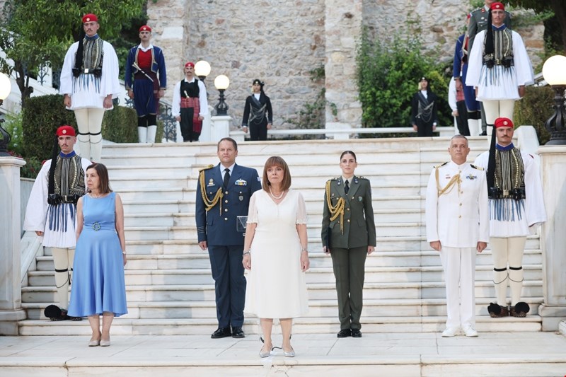 Κατερίνα Σακελλαροπούλου