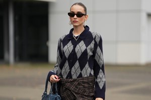 Η Μαρία Ναυπλιώτου με το αμάνικο μπουφάν που είναι κατάλληλο για αυτή την εποχή - εικόνα 3