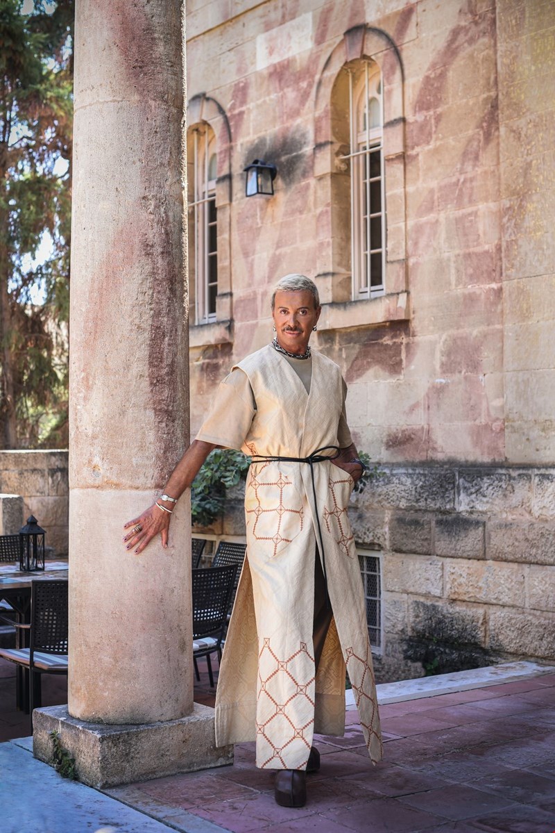 Λάκης Γαβαλάς