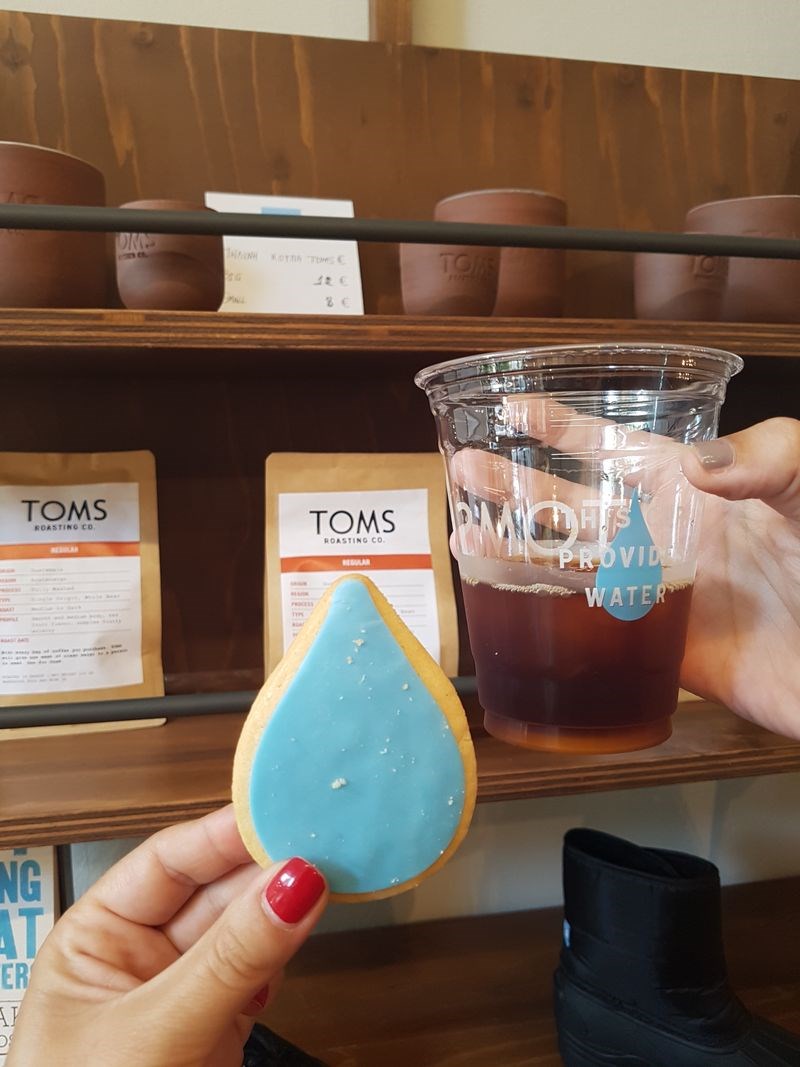 toms