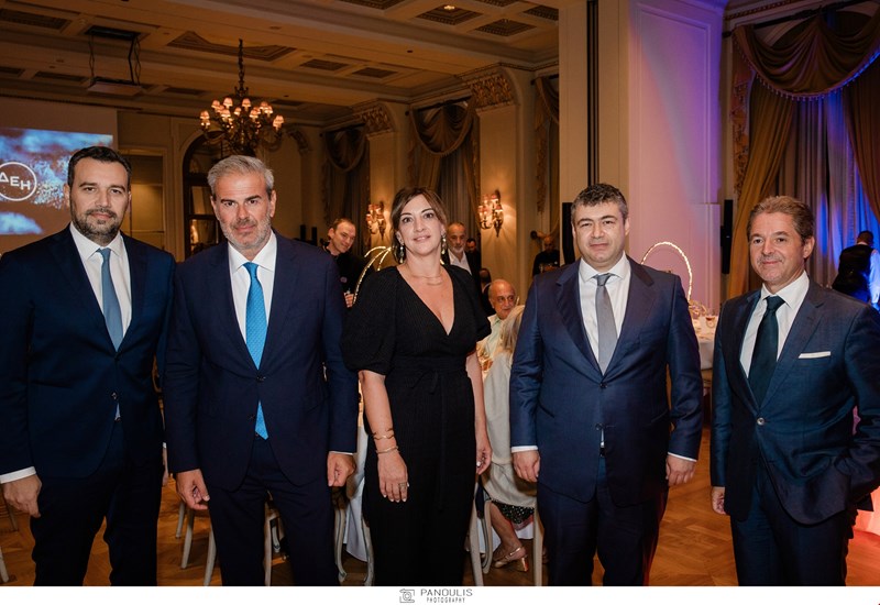 Χρυσοί Σκούφοι