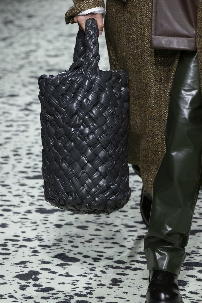 bucket bags