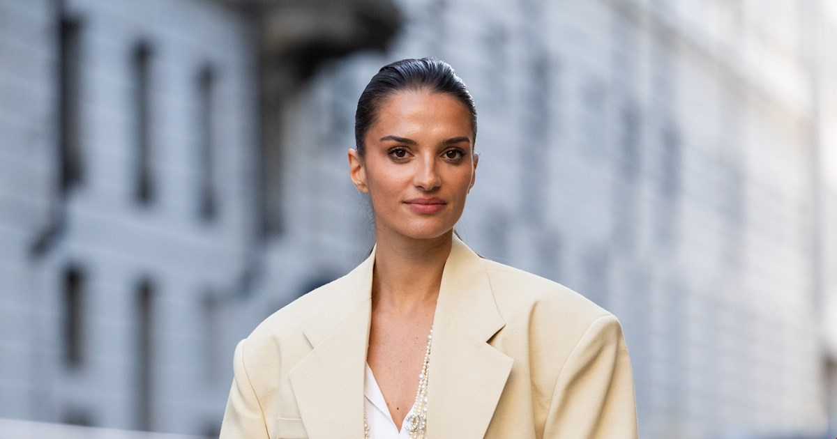 Ξηρά και φθαρμένα μαλλιά | Ο απόλυτος τρόπος να τα αναζωογονήσεις σε βάθος - εικόνα 2