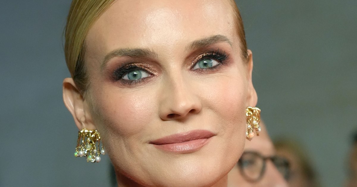 5 pro μυστικά μακιγιάζ για να φαίνεται σαν να σε έχει βάψει επαγγελματίας makeup artist - εικόνα 1