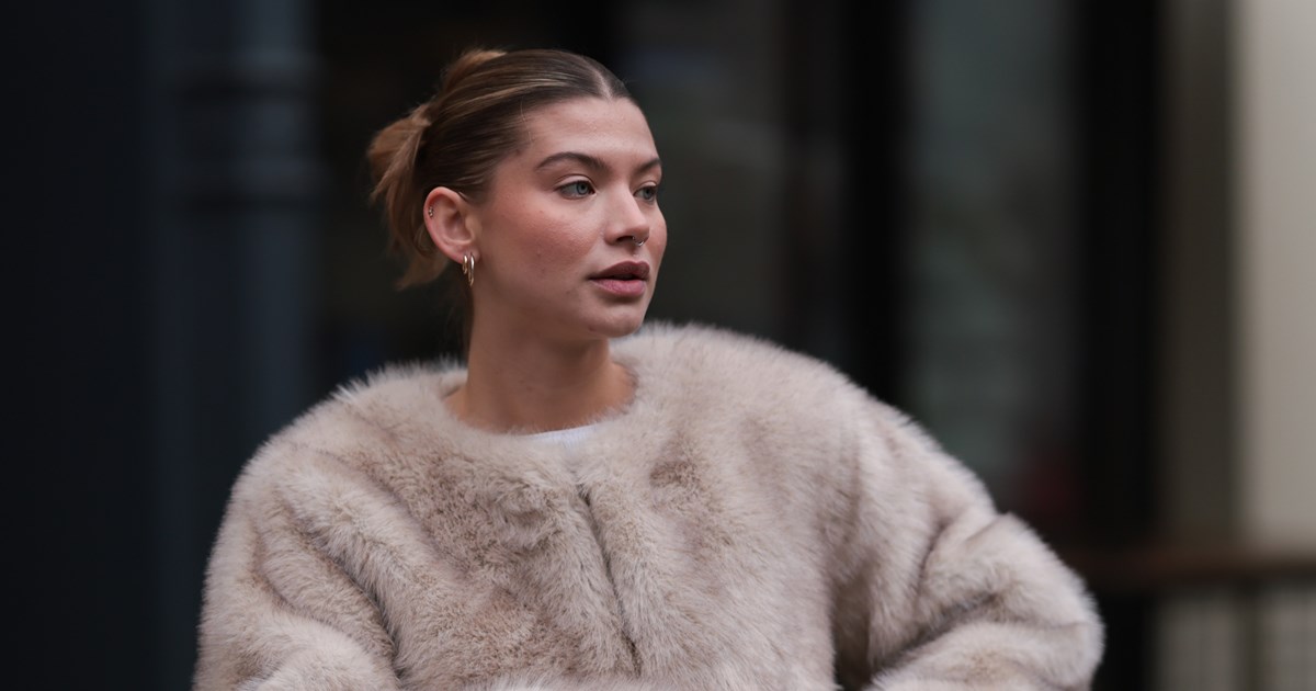 Το αγαπημένο lip gloss της Βίκυς Καγιά είναι αυτό που αγοράζουμε όλες ξανά και ξανά - εικόνα 2