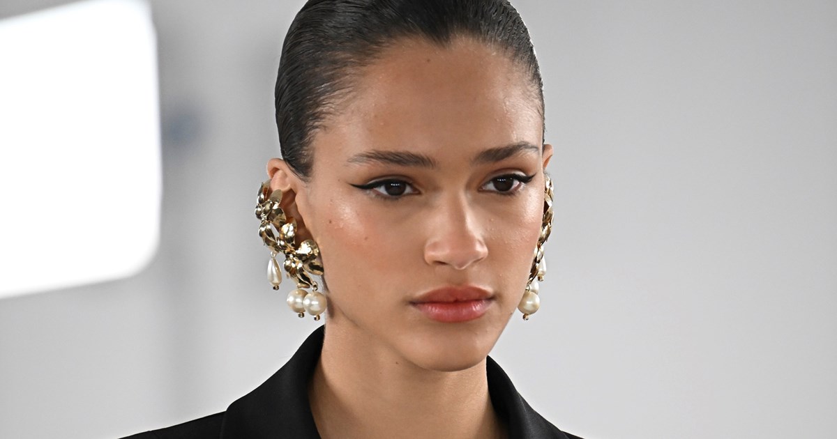 Αψεγάδιαστη βάση χωρίς foundation | Πώς θα κάνεις την πιο φυσική βάση μακιγιάζ μόνο με concealer - εικόνα 2