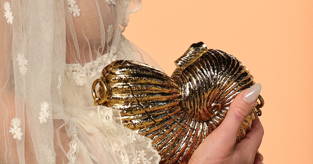 Beach Waves | Το πιο σύγχρονο χτένισμα της φετινής άνοιξης για θεϊκά μαλλιά - εικόνα 2