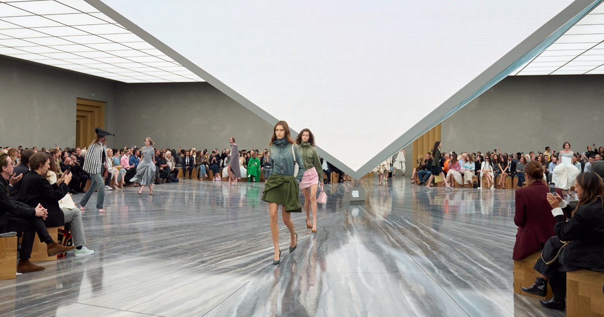 "Γιατί η μόδα δε βλέπει τι κάνει στις γυναίκες;" | Πόσο νόημα έχει να εξετάζουμε τη μόδα υπό woke πρίσμα; - εικόνα 1