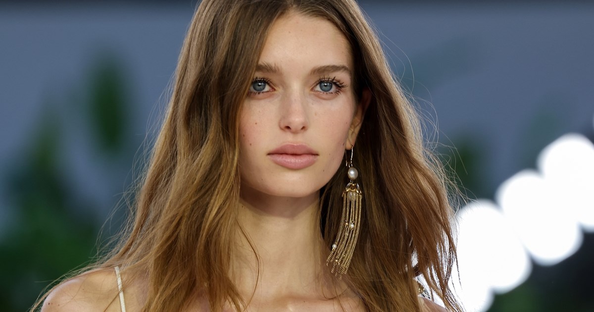 Η Δούκισσα Νομικού με τo απόλυτo beach hair look - 5 χρήσιμα tips για να το πετύχεις - εικόνα 2