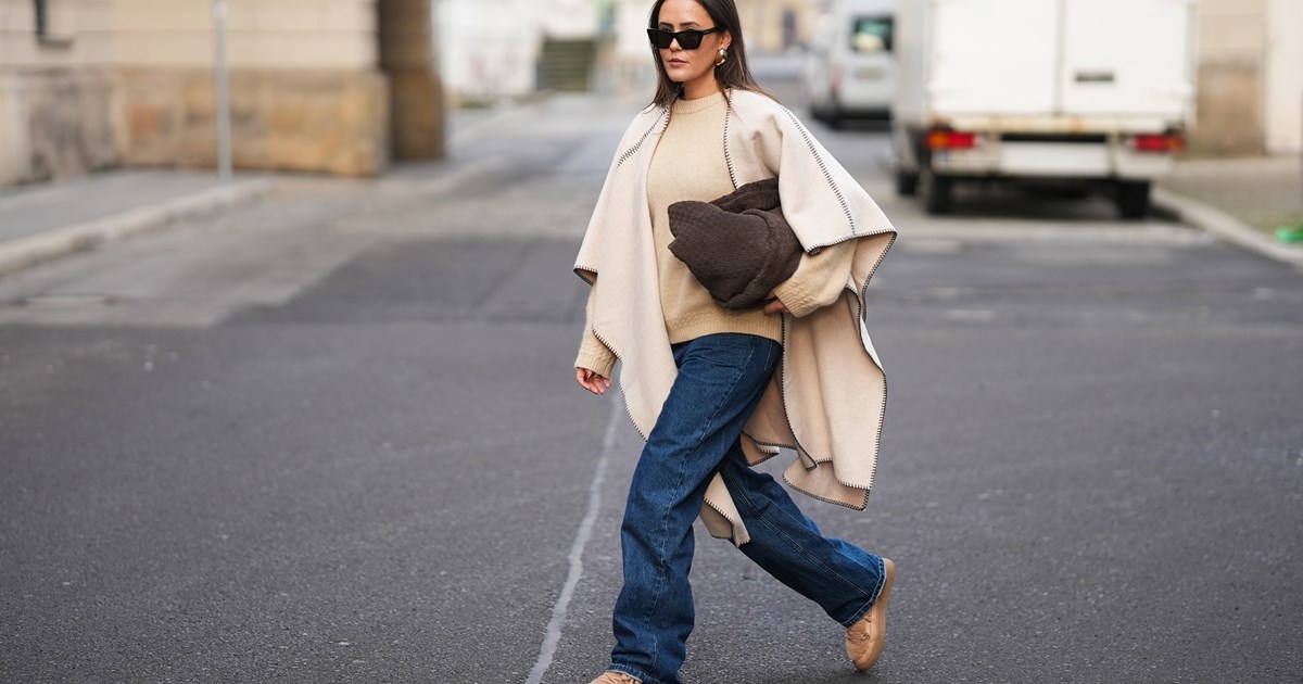 Το μακρύ μάλλινο παλτό της Massimo Dutti που αξίζει να βάλεις στη λίστα σου στις εκπτώσεις - εικόνα 1