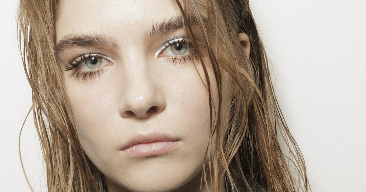 Tα καλύτερα self-tan drops για sunkissed επιδερμίδα τις πρώτες μέρες της άνοιξης - εικόνα 2