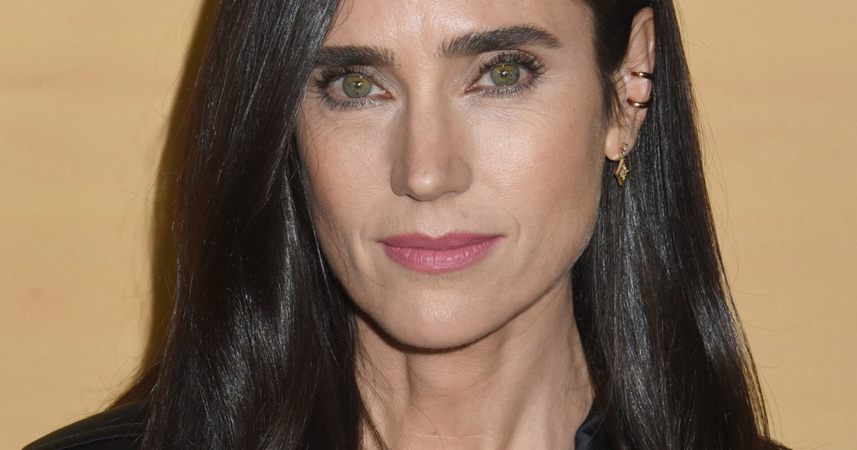 Lash Care | 4 προϊόντα που προτείνουν οι δερματολόγοι για μακριές και δυνατές βλεφαρίδες - εικόνα 1