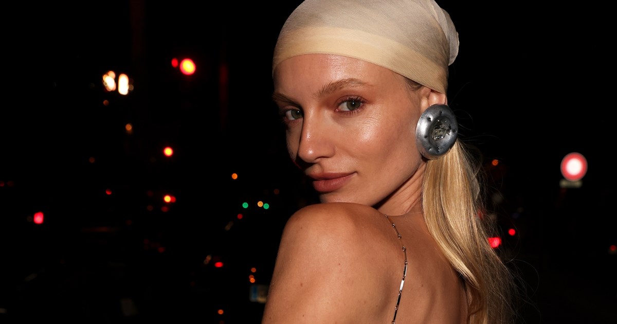 Γρήγορο skin prep πριν τα Χριστούγεννα | 2 DIY μάσκες προσώπου για αστραφτερή επιδερμίδα στις γιορτές - εικόνα 1