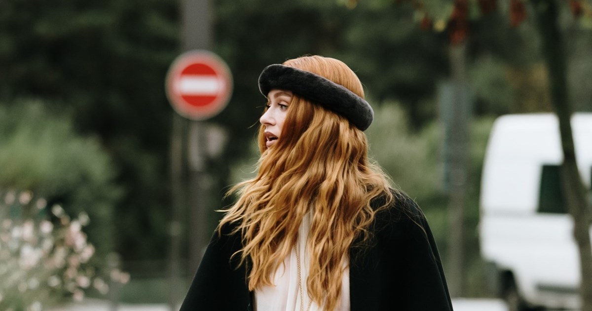 Κι όμως, αυτή η αθώα καθημερινή συνήθεια μπορεί να προκαλέσει τριχόπτωση ή αραίωση στα μαλλιά - εικόνα 1