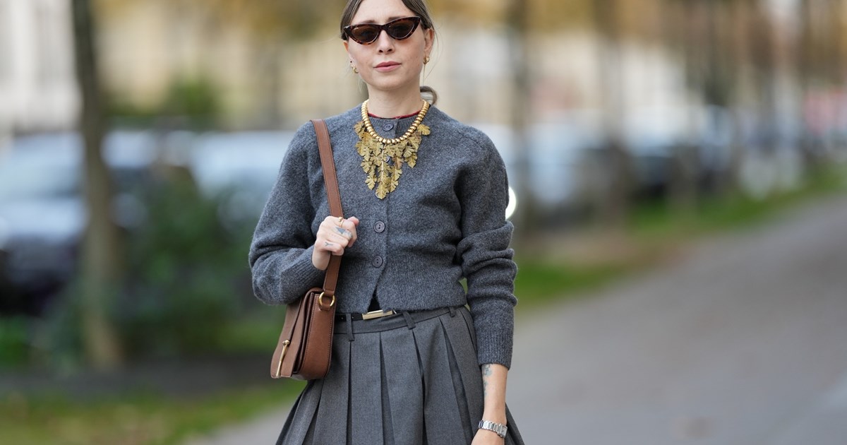 Το κοτλέ καρό παντελόνι από τη Zara που θα ταιριάζει στα office looks σου - εικόνα 3