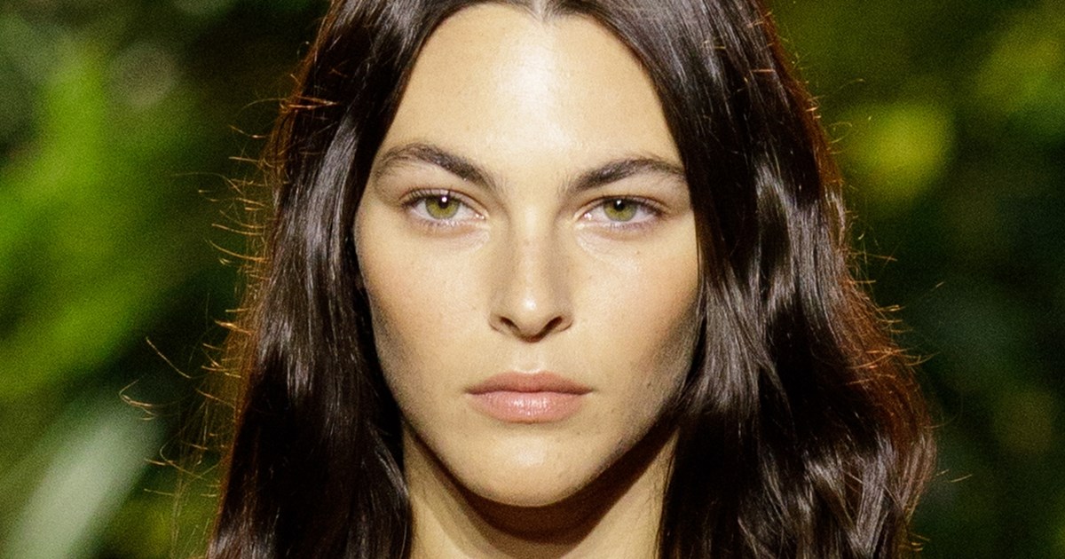 Golden Apricot | Η πιο hot καλοκαιρινή τάση για τα κόκκινα μαλλιά - εικόνα 2