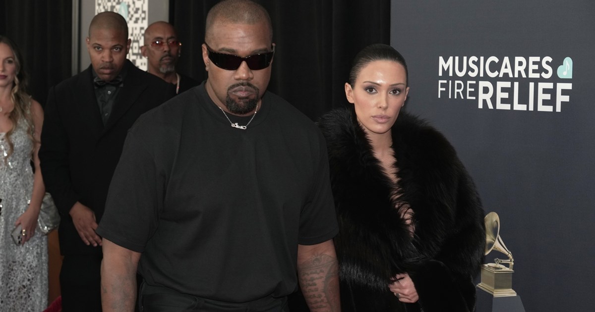 Grammy 2026 | Είμαστε όλοι φεμινιστές, μέχρι μία γυναίκα να αποκαλύψει το στήθος της - εικόνα 2