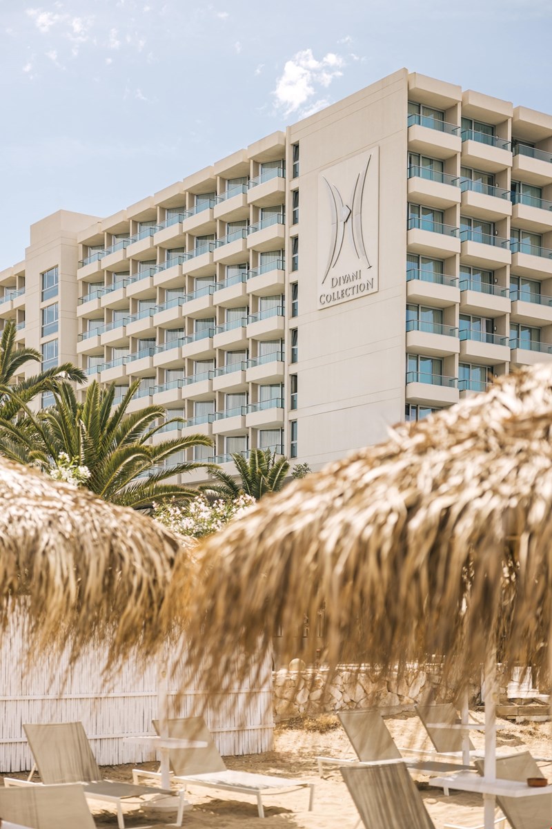 Η θερινή Apollon Beach