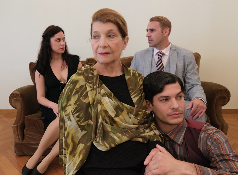 12 παραστάσεις που θα δούμε ξανά τον φετινό χειμώνα - εικόνα 7