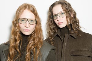 Hailey Bieber | Η μεγάλη αλλαγή στα μαλλιά της λίγο πριν τα Χριστούγεννα - εικόνα 2