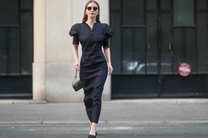 6 κομψά φορέματα από τη Massimo Dutti που θα αναδείξουν τη μεσογειακή σιλουέτα σου - εικόνα 1