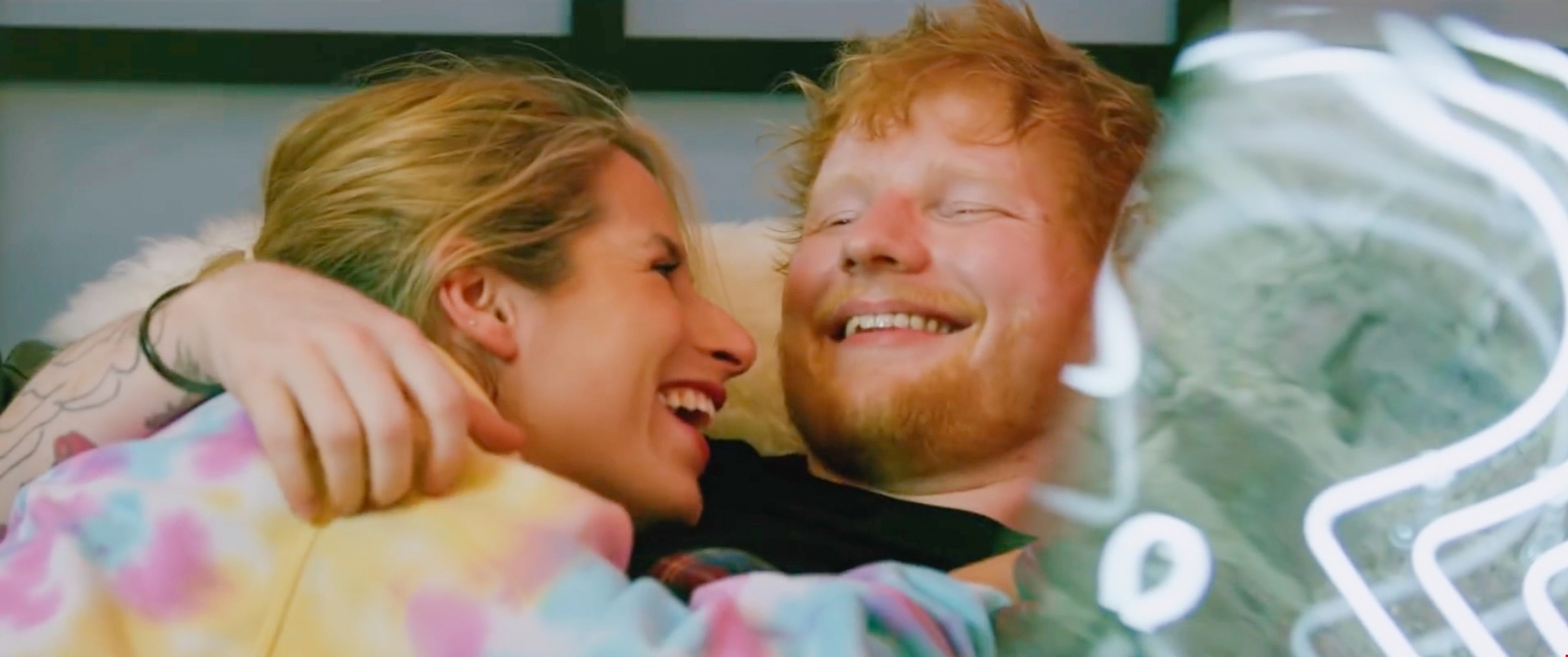 Ο Ed Sheeran αγόρασε μια παλιά παμπ στο eBay για να αναδημιουργήσει το αγαπημένο του μέρος για πάρτι - εικόνα 1