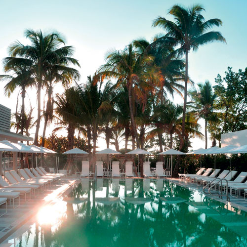 Tropical chic: Η επόμενη απόδρασή μας θα θέλαμε να έχει την υπογραφή της Paola Navone