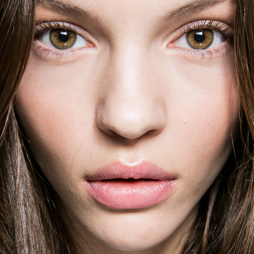 Tα 10 αξιοπερίεργα πράγματα που δεν γνώριζες για το κραγιόν!