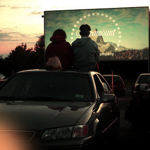 Ανοίγουν σήμερα τα θερινά σινεμά!