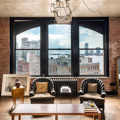 Θες να μείνεις στο υπέροχο διαμέρισμα της Kirsten Dunst στη Νέα Υόρκη;