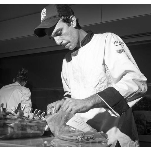 Les Connoisseurs: Tip The Chef