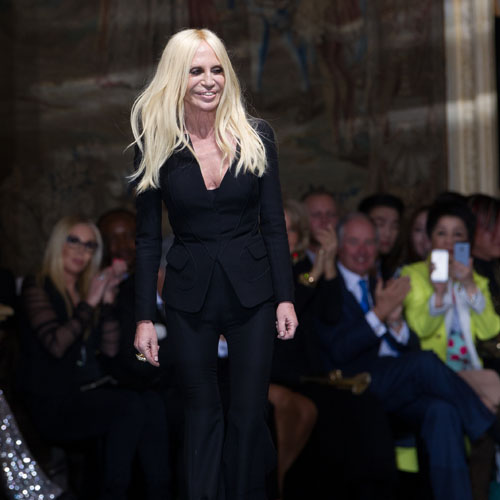 Η Michael Kors εξαγόρασε τον οίκο Versace για 2 δισ. δολάρια