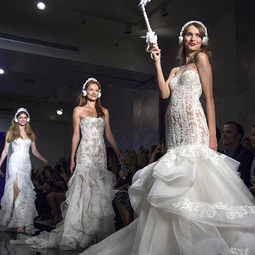 Υπάρχει ένα καινούριο αξεσουάρ που κάθε νύφη θα ήθελε στον γάμο της