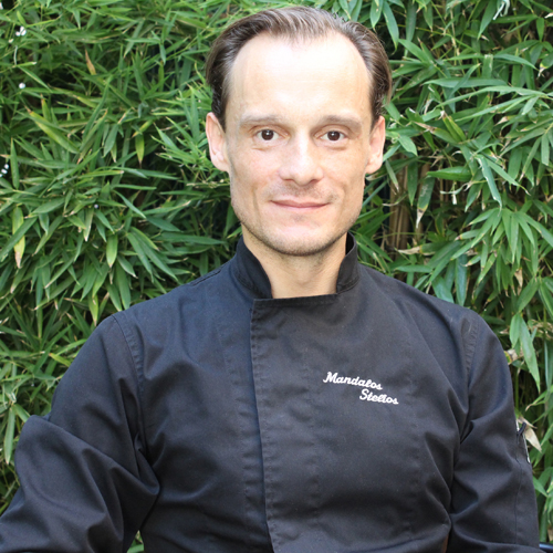 Les connaisseurs: Στέλιος Μάνδαλος