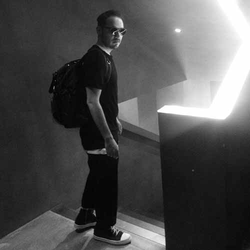 Meet me in Athens: Άκης Αλεξίου