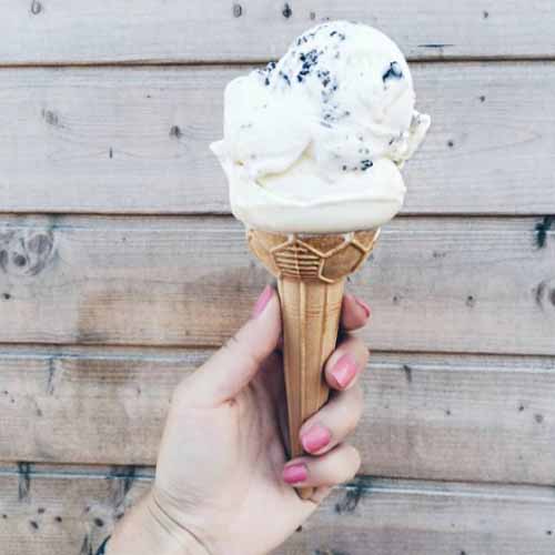 Αυτός είναι ο πιο εύκολος τρόπος να φτιάξεις παγωτό stracciatella