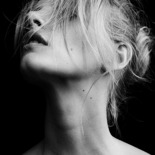 Πρόληψη Τώρα: Τα 7 σημεία του σώματος που φανερώνουν την ηλικία σου