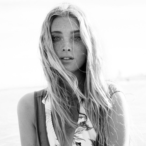 5 καλοκαιρινά χτενίσματα που μπορείς να κρατήσεις και στην πόλη