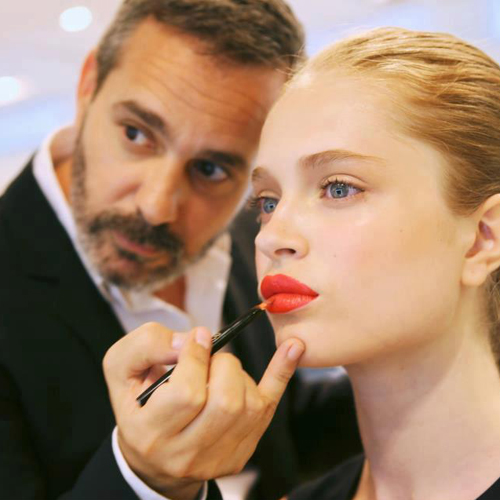 Les Connoisseurs: Βαγγέλης Θώδος, ο make up artist 