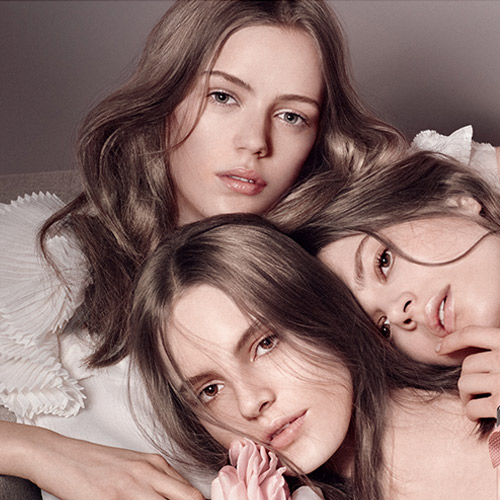 Τα 'χορευτικά' άνθη της Chloé