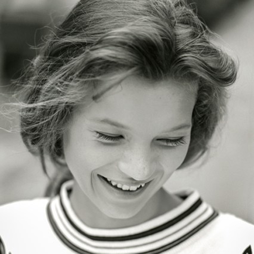 Η παρθενική φωτογράφιση της Kate Moss