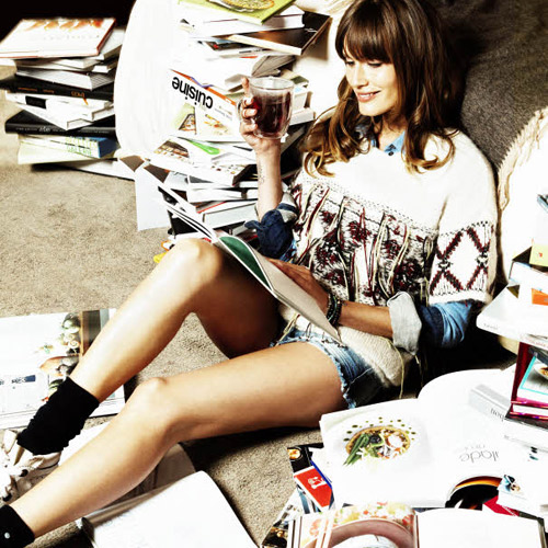 Προτείνουμε: 5 βιβλία για τα ήσυχα βράδια στο σπίτι