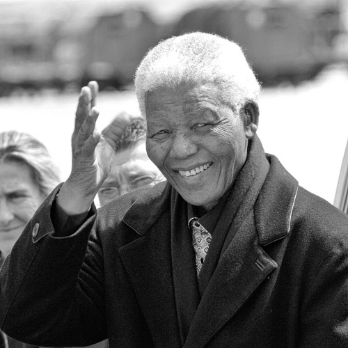Nelson Mandela: Τα μηνύματα των επωνύμων για τον χαμό του Αφρικανού ηγέτη
