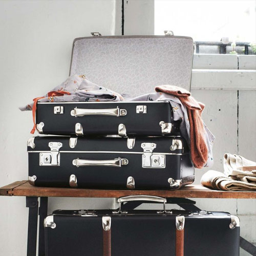 Ξέρουμε ποια είναι τα outfits που θα έχεις στη βαλίτσα των διακοπών σου