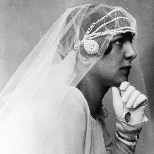 "Νύφες": Παράδοση και Μόδα στην Ελλάδα