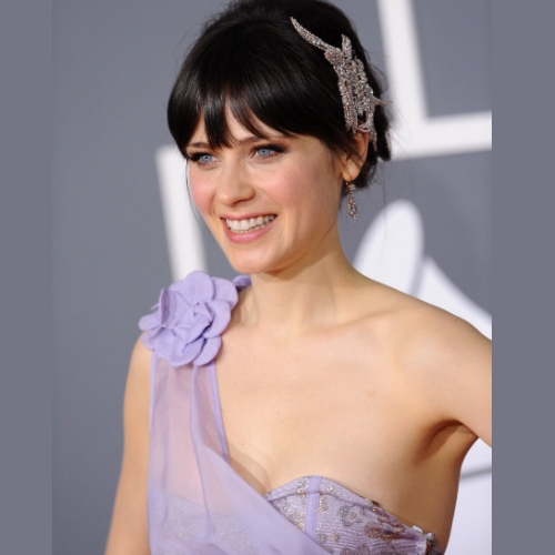 H Zooey Deschanel σχεδιάζει για τον Tommy Hillfiger